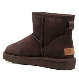 Ugg classic ii mini chocolate brown